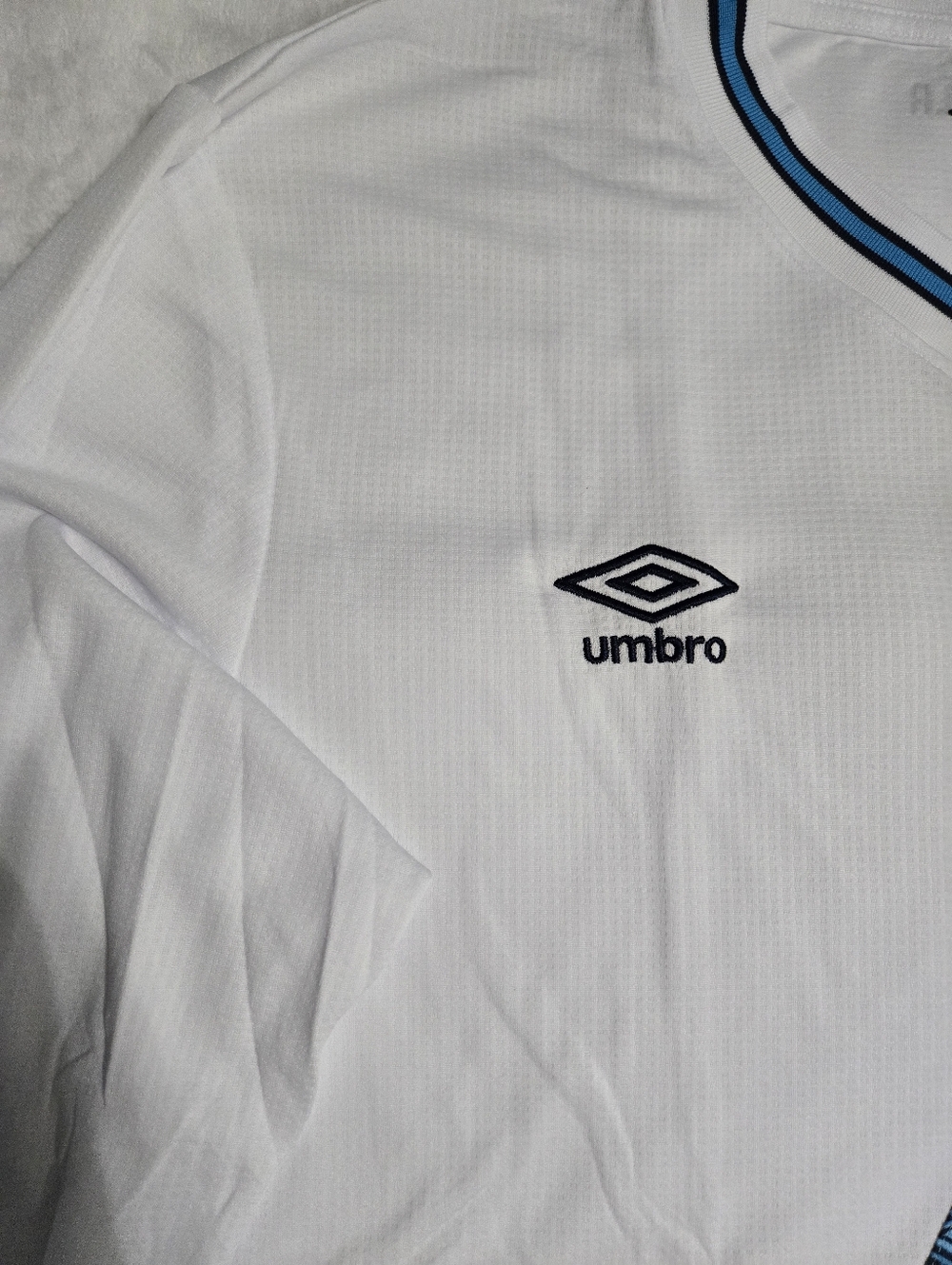 Umbro Men's 23/24 Guatemala National Team Soccer Jersey X-Large - Picture 6 of 11